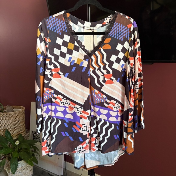 NWT Maloka Oversized Multicolor Abstract Graphic Print Blouse Funky Artsy Tunic - Picture 2 of 9